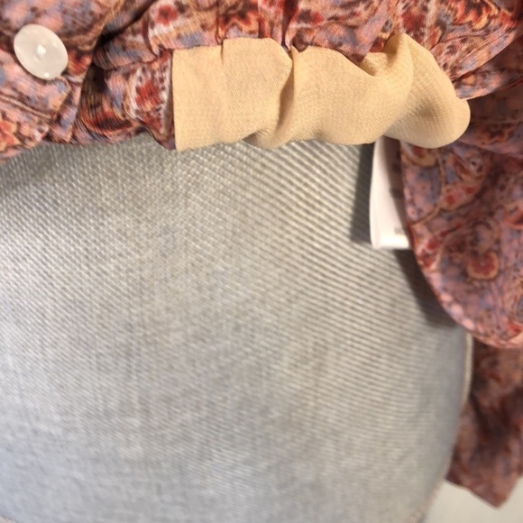 Kourt Fully Lined Soft Colors Full Gathered Peasant Sleeves Blouson Button Down - Picture 5 of 12